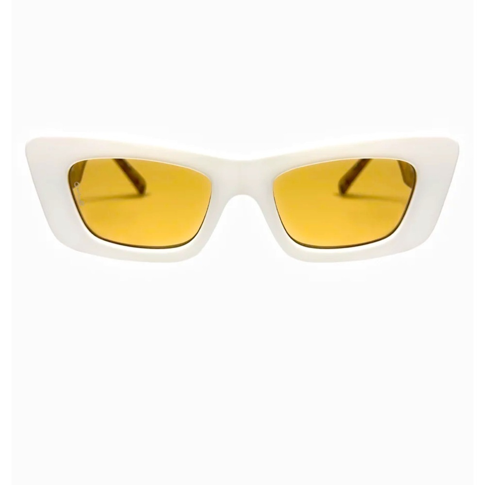 OTRA Zoe Sunglasses Frames Case. NWOT